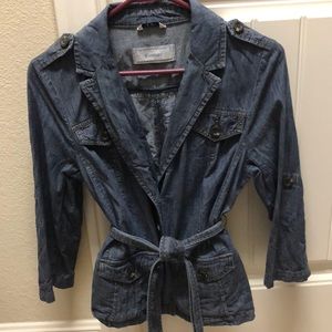 Nordstrom women’s lightweight denim jacket. Small
